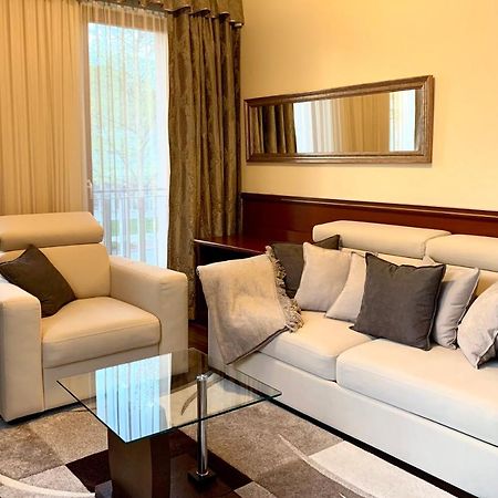 A01 Setany-Silverine Apartmanhaz-Orzoett Parkoloval Balatonfüred Dış mekan fotoğraf