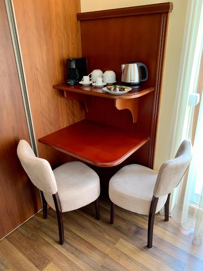 A01 Setany-Silverine Apartmanhaz-Orzoett Parkoloval Balatonfüred Dış mekan fotoğraf